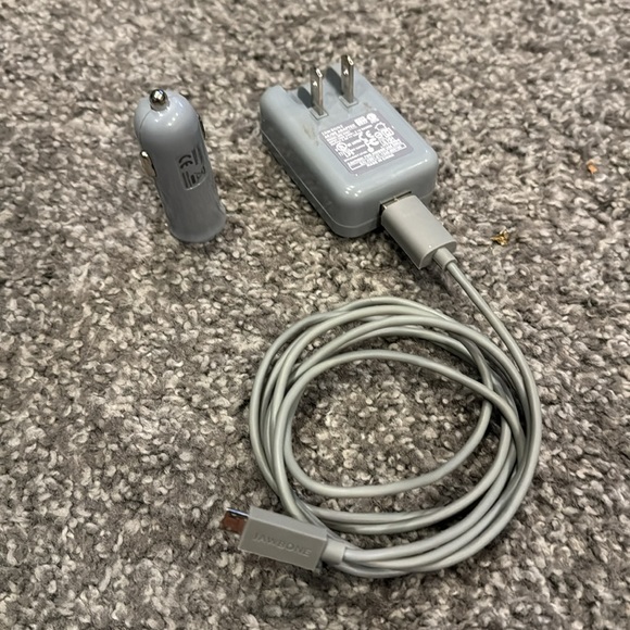 Jawbone Jambox Portable Speaker - Picture 3 of 5